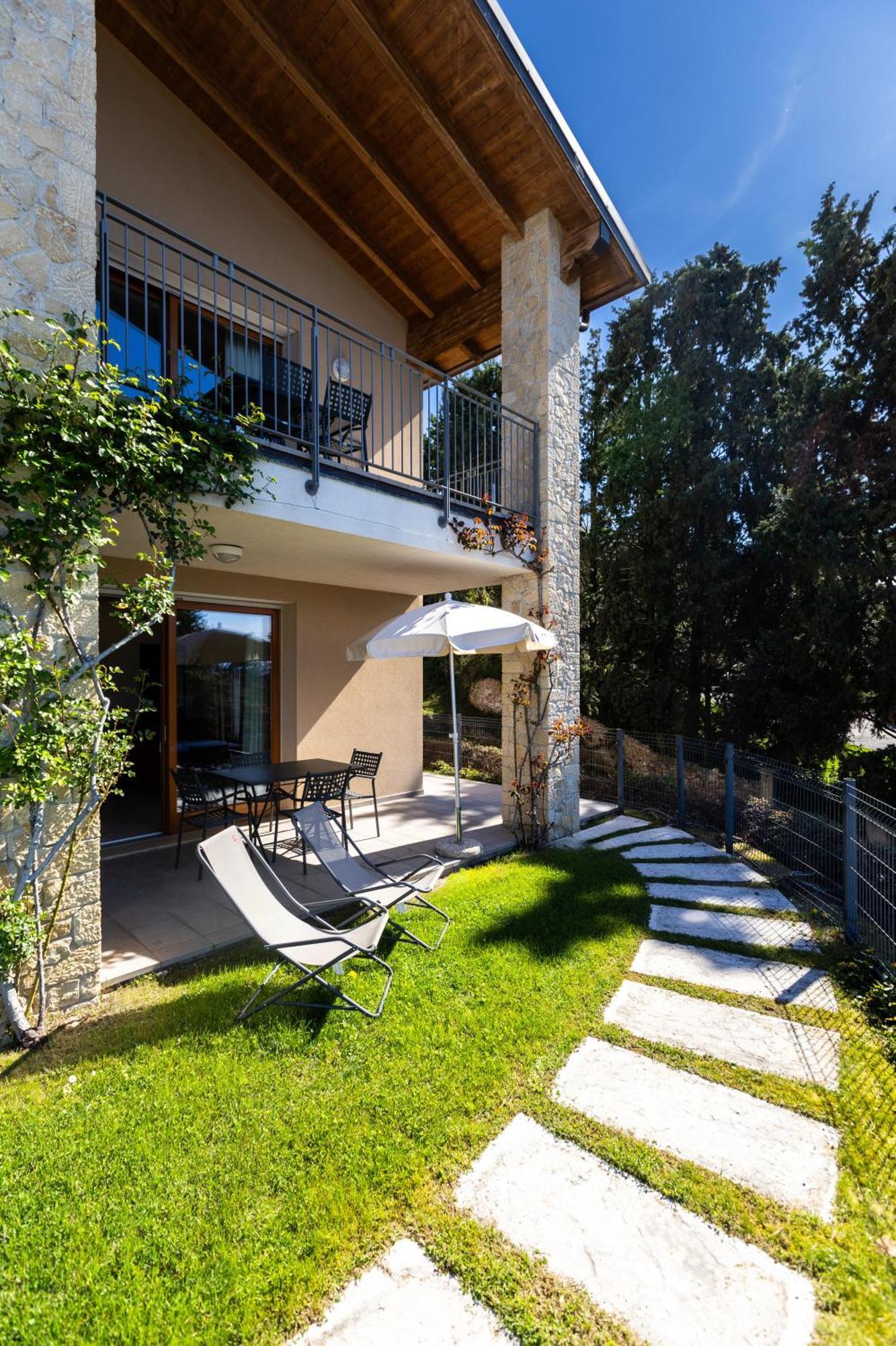Residence La Corte Danese Torri Del Benaco Extérieur photo
