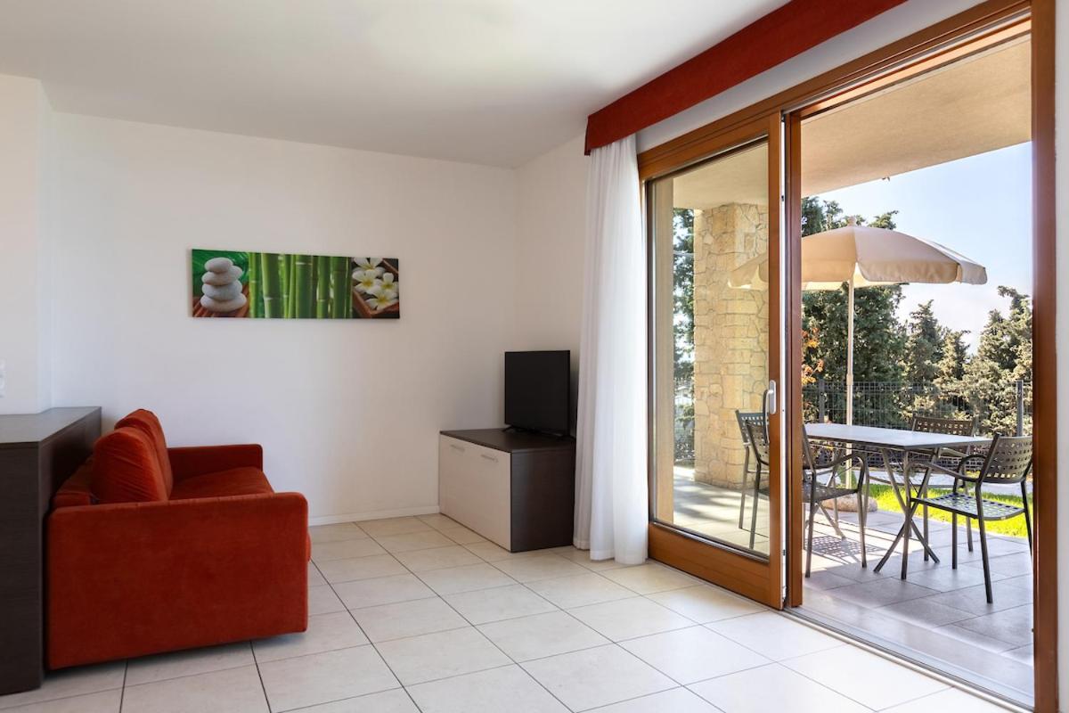 Residence La Corte Danese Torri Del Benaco Extérieur photo