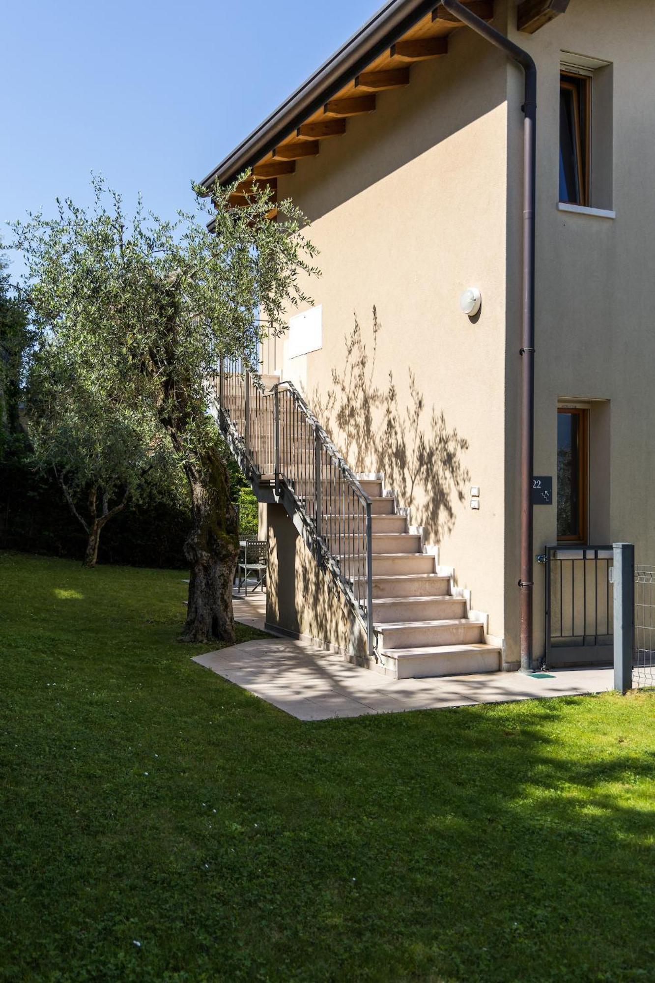 Residence La Corte Danese Torri Del Benaco Extérieur photo